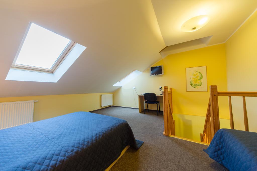 Hotel - Bar Grafaite Šiauliai Dış mekan fotoğraf