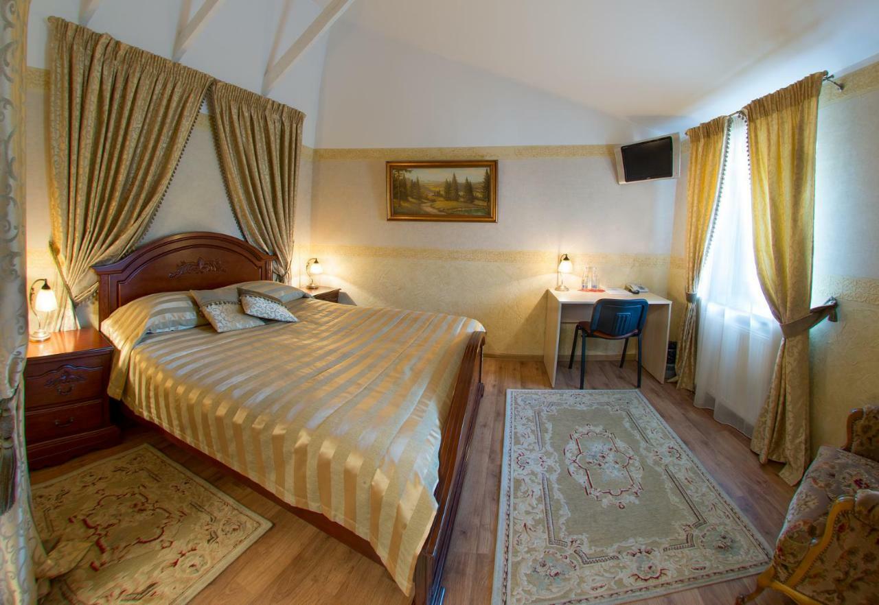 Hotel - Bar Grafaite Šiauliai Dış mekan fotoğraf