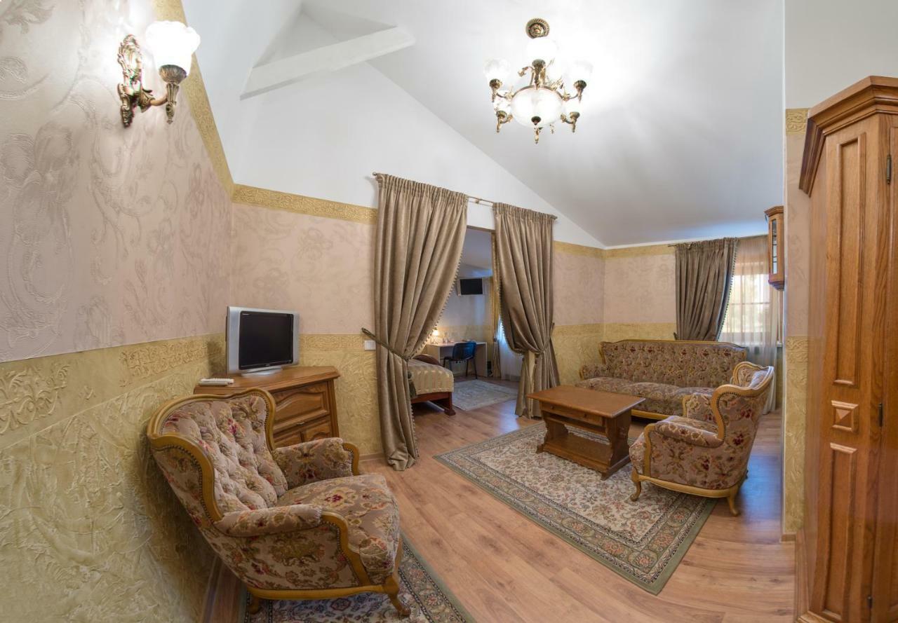 Hotel - Bar Grafaite Šiauliai Dış mekan fotoğraf